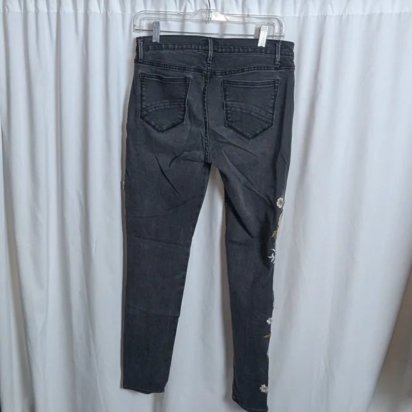 Driftwood Floral Jackie Jeans - Picture 5 of 7